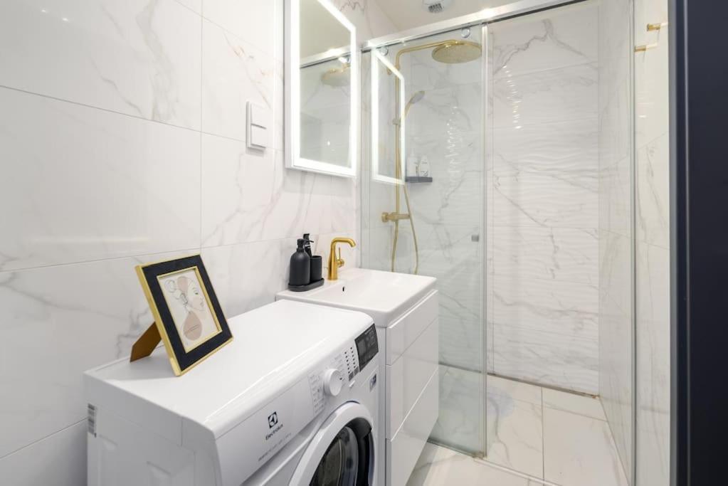 3Emerald Residence -Freegym Sauna Home Budapest Bagian luar foto